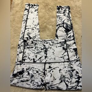 Dragon Fit Marble Print Activewear